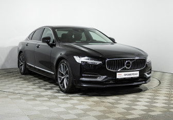 Подержанный автомобиль Volvo S90 2020 года (3 фото)