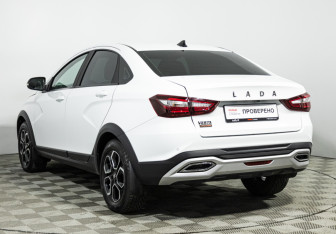 Подержанный автомобиль LADA (ВАЗ) Vesta Sedan 2024 года (7 фото)