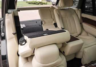 Подержанный автомобиль Land Rover Range Rover 2023 года (34 фото)