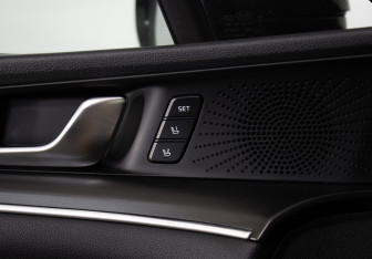 Подержанный автомобиль Kia K5 2021 года (17 фото)