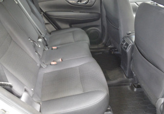 Подержанный автомобиль Nissan X-Trail 2021 года (13 фото)