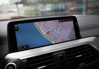 Подержанный автомобиль BMW X4 2019 года (19 фото)