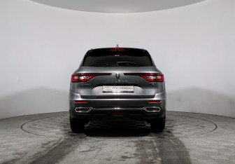 Подержанный автомобиль Renault Koleos 2017 года (6 фото)