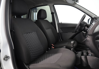 Подержанный автомобиль LADA (ВАЗ) Granta Hatchback 2022 года (17 фото)