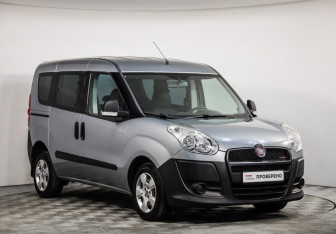 Подержанный автомобиль Fiat Doblo 2011 года (3 фото)