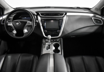 Подержанный автомобиль Nissan Murano Suv 2016 года (14 фото)