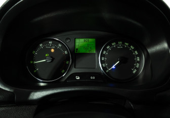 Подержанный автомобиль Skoda Fabia Hatchback 2013 года (12 фото)