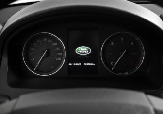 Подержанный автомобиль Land Rover Freelander 2013 года (18 фото)