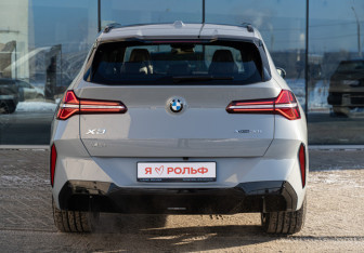 Новый BMW X3 2025 (5 фото)