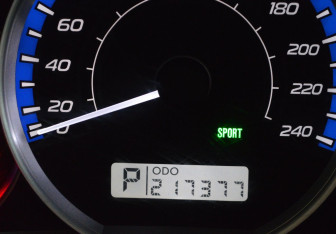 Подержанный автомобиль Subaru Forester Suv 2010 года (16 фото)