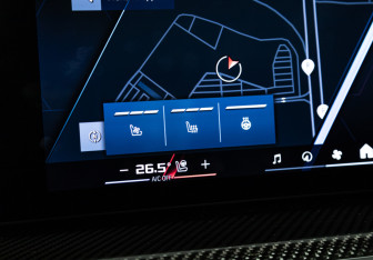 Подержанный автомобиль BMW X5 M 2024 года (20 фото)