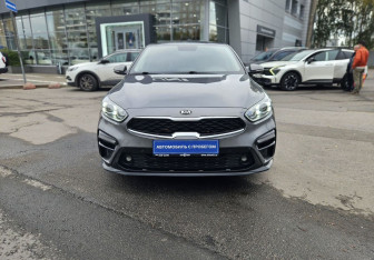 Подержанный автомобиль Kia Cerato Sedan 2021 года (2 фото)