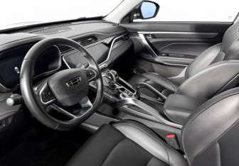 Подержанный автомобиль Geely Atlas Pro 2023 года (9 фото)