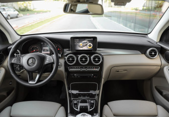 Подержанный автомобиль Mercedes-Benz GLC Coupe 2017 года (14 фото)
