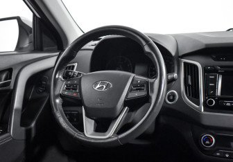 Подержанный автомобиль Hyundai Creta 2016 года (15 фото)