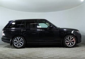 Подержанный автомобиль Land Rover Range Rover 2018 года (4 фото)
