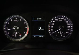 Подержанный автомобиль Hyundai Sonata 2018 года (20 фото)