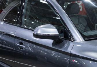 Подержанный автомобиль Audi Q5 2019 года (9 фото)