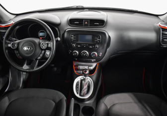 Подержанный автомобиль Kia Soul 2016 года (13 фото)