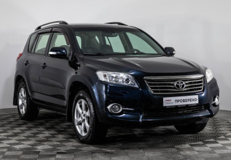 Подержанный автомобиль Toyota RAV4 2011 года (3 фото)