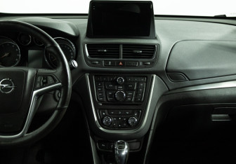 Подержанный автомобиль Opel Mokka 2013 года (14 фото)