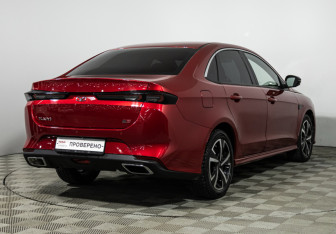 Подержанный автомобиль Kaiyi E5 2023 года (5 фото)
