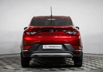 Подержанный автомобиль Renault Arkana 2019 года (6 фото)