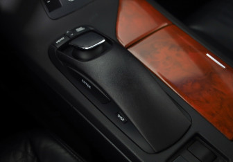 Подержанный автомобиль Lexus RX 2011 года (21 фото)