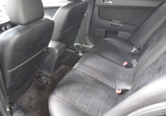 Подержанный автомобиль Mitsubishi Lancer Sedan 2008 года (11 фото)