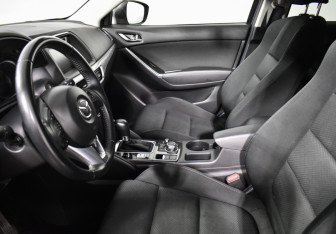 Подержанный автомобиль Mazda CX-5 2017 года (10 фото)