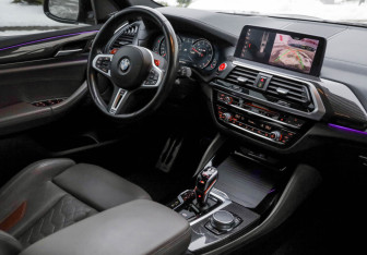 Подержанный автомобиль BMW X3 M 2020 года (11 фото)