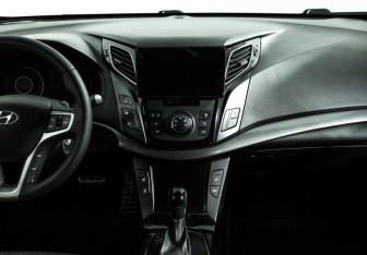 Подержанный автомобиль Hyundai i40 Sedan 2016 года (14 фото)