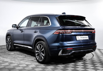 Подержанный автомобиль Geely Monjaro 2023 года (3 фото)