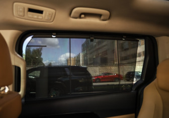 Подержанный автомобиль Kia Carnival 2021 года (22 фото)