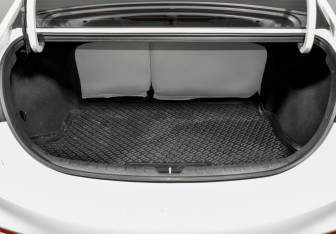 Подержанный автомобиль Hyundai Solaris Sedan 2018 года (18 фото)