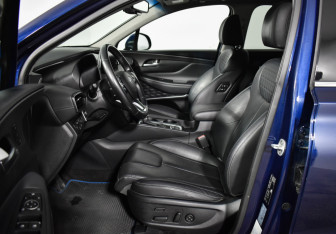 Подержанный автомобиль Hyundai Santa Fe 2019 года (10 фото)