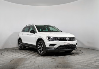 Подержанный автомобиль Volkswagen Tiguan 2019 года (3 фото)