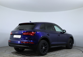 Подержанный автомобиль Audi Q5 2017 года (5 фото)