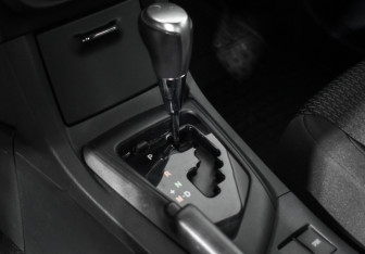 Подержанный автомобиль Toyota Corolla Sedan 2015 года (12 фото)