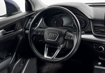 Подержанный автомобиль Audi Q5 2018 года (17 фото)