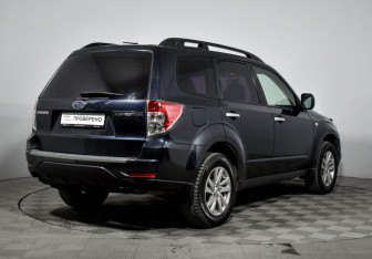 Подержанный автомобиль Subaru Forester Suv 2008 года (5 фото)
