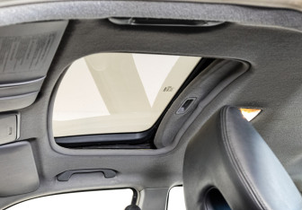 Подержанный автомобиль Honda CR-V 2006 года (14 фото)