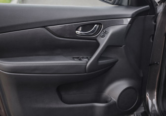 Подержанный автомобиль Nissan X-Trail 2022 года (21 фото)