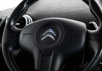 Подержанный автомобиль Citroen C3 Picasso 2013 года (12 фото)
