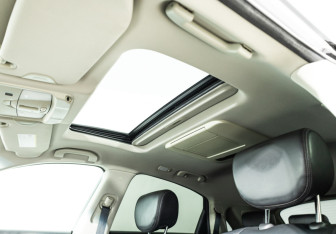 Подержанный автомобиль Infiniti FX 2012 года (18 фото)