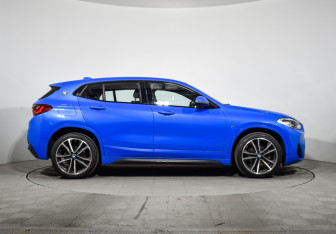 Подержанный автомобиль BMW X2 2021 года (5 фото)