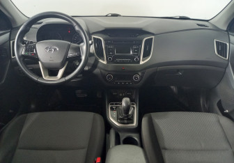 Подержанный автомобиль Hyundai Creta 2017 года (5 фото)