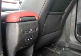 Подержанный автомобиль Geely Coolray 2023 года (41 фото)