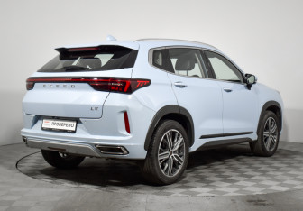 Подержанный автомобиль Exeed LX 2023 года (5 фото)
