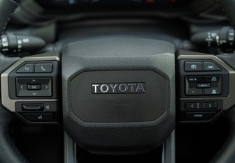 Новый Toyota Land Cruiser Prado 2026 (32 фото)